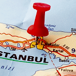 İstanbul'daki restoran ve kafeler için etkili Instagram pazarlama stratejilerini gösteren görsel.